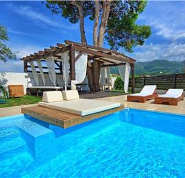3 bedroom seaside villa with pool, Acharavi, sleeps 5